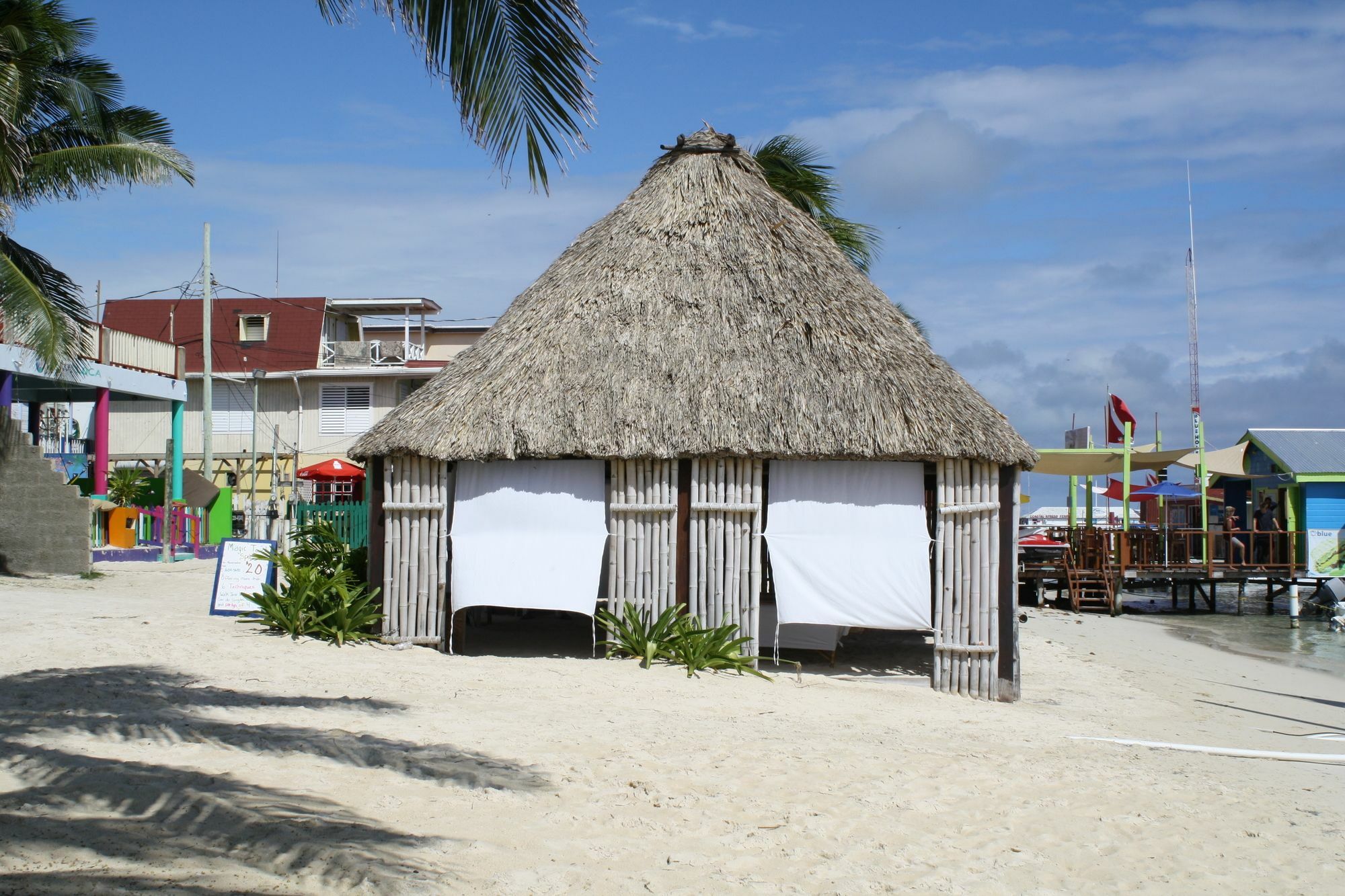 Holiday Hotel San Pedro  Exterior photo